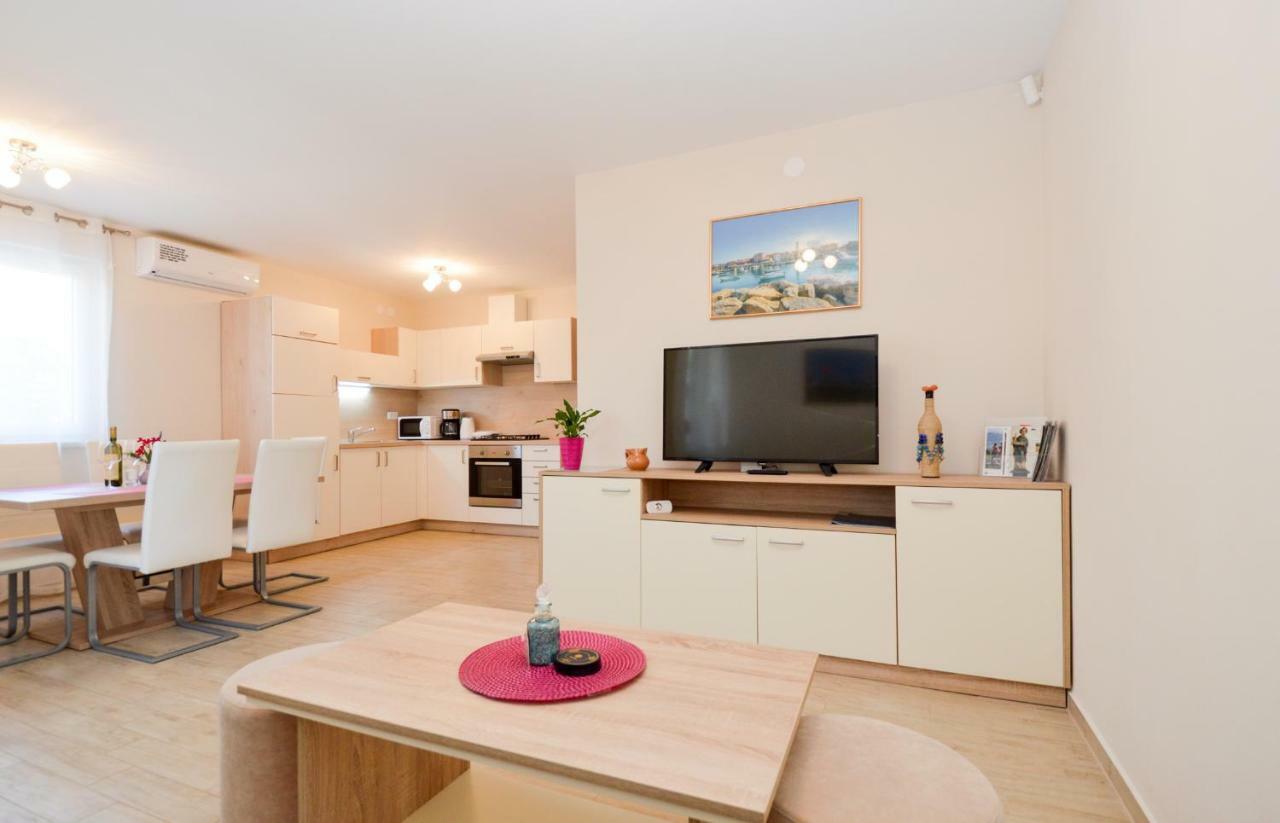 Apartment Mit- Mir Fondole 외부 사진
